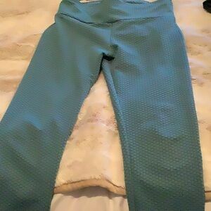 Women sTeal Textured Leggings